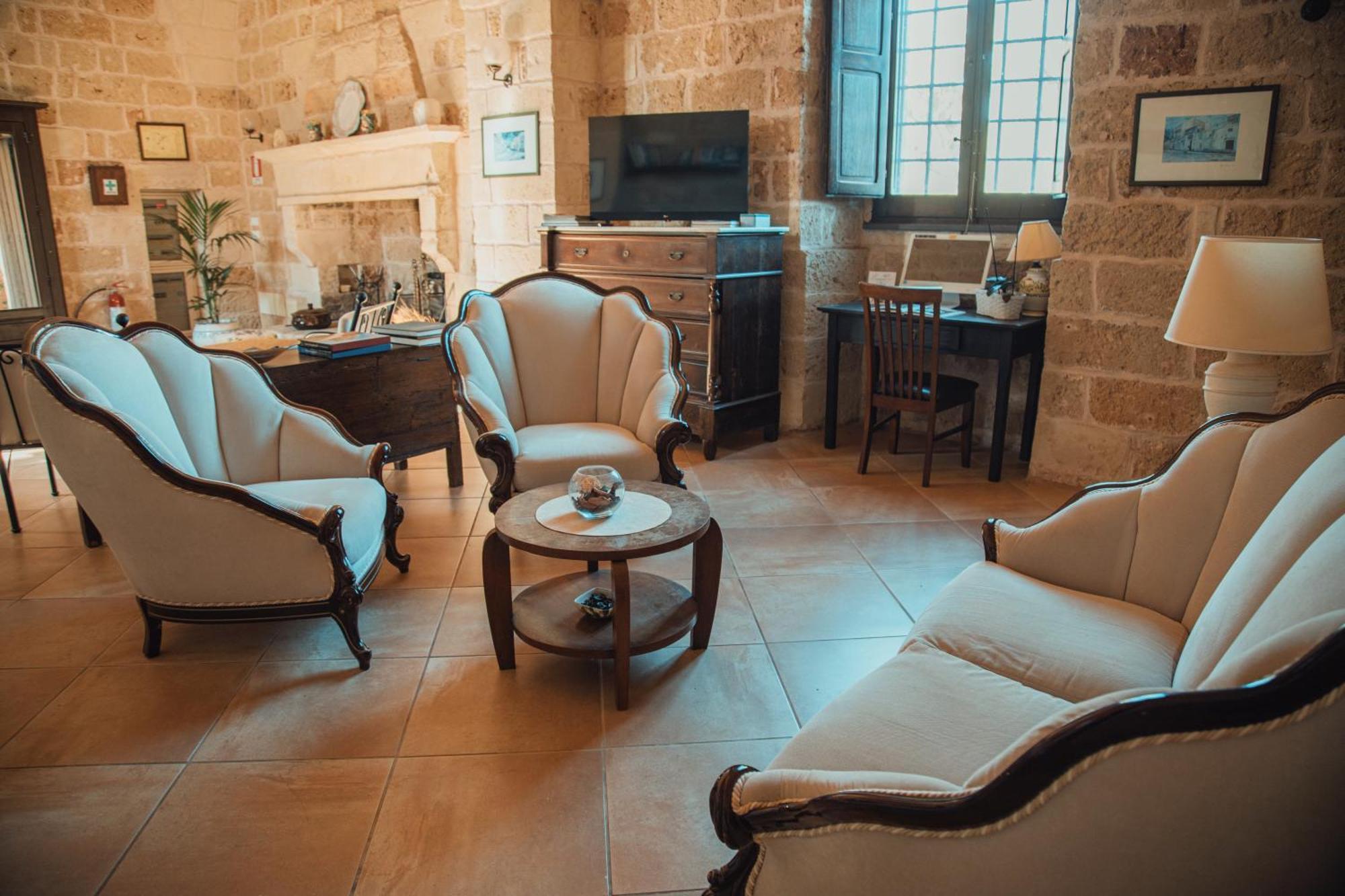 Tenuta Masseria & Spa Chicco Rizzo Sternatia Bagian luar foto